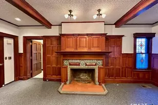 19 Woodland St, Hartford, CT 06111 - Photo 1