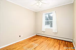 43 Woodmere Dr, Trumbull, CT 06611 - Photo 19