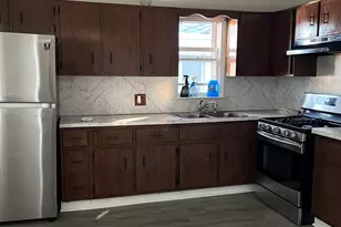 708 Capitol Ave, Bridgeport, CT 06606 - Photo 3