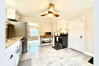 467 Wilson Street, Fairfield, CT 06825 - Photo 9