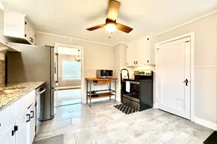 467 Wilson St, Fairfield, CT 06825 - Photo 9