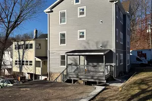 484 West St, Bristol, CT 06010 - Photo 5