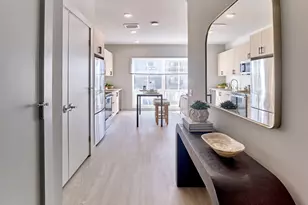 [Address not provided], New Haven, CT 06511 - Photo 11