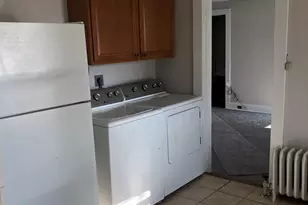 23 Taylor St, Torrington, CT 06790 - Photo 5