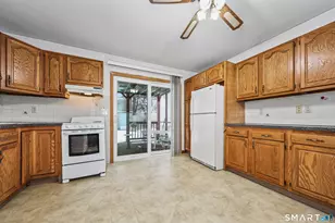 348 Atwood Ave, Waterbury, CT 06705 - Photo 23