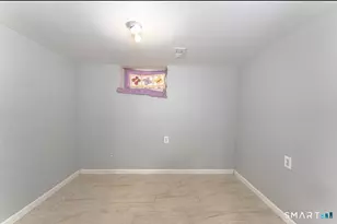 18 Dallas Ave, Waterbury, CT 06705 - Photo 23