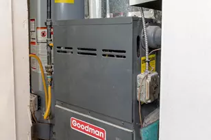 18 Dallas Ave, Waterbury, CT 06705 - Photo 25