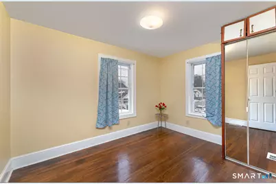 18 Dallas Avenue, Waterbury, CT 06705 - Photo 11