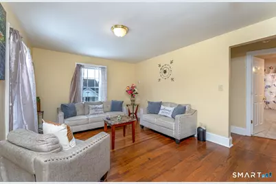 18 Dallas Avenue, Waterbury, CT 06705 - Photo 7