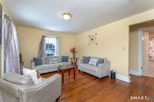 18 Dallas Ave, Waterbury, CT 06705 - Photo 7