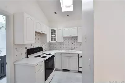 1500 Redding Road, Fairfield, CT 06824 - Photo 11