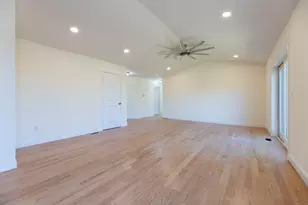 8 Johns Cir, Sterling, CT 06377 - Photo 11