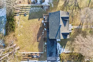 31 Flyers Dr, Norwich, CT 06360 - Photo 7