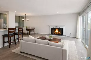 10 Sugar Maple Ln, Ridgefield, CT 06877 - Photo 1