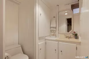 45 Lockwood Ln, Norwalk, CT 06851 - Photo 31