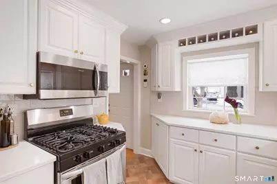 45 Lockwood Lane, Norwalk, CT 06851 - Photo 9