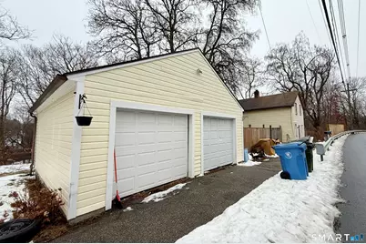 113 Otrobando Avenue, Norwich, CT 06360 - Photo 5