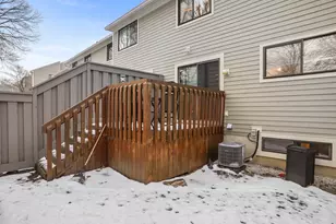 178 Sunrise Hill Rd, Norwalk, CT 06851 - Photo 29