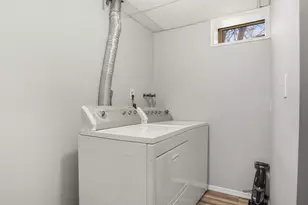 178 Sunrise Hill Rd, Norwalk, CT 06851 - Photo 23