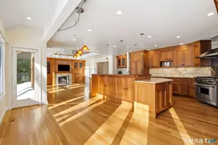 59 Emerald Ln, Stamford, CT 06905 - Photo 11