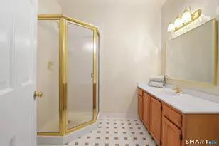 59 Emerald Ln, Stamford, CT 06905 - Photo 31