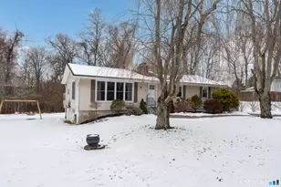 21 Oakridge Dr, Ledyard, CT 06335 - Photo 39