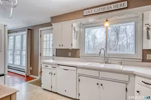 21 Oakridge Dr, Ledyard, CT 06335 - Photo 13