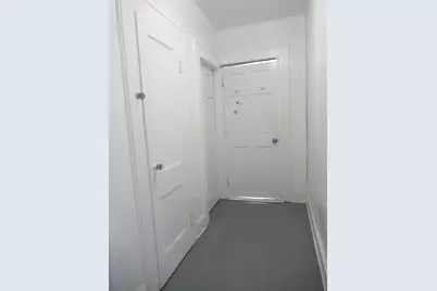 203 Wayne Street, Bridgeport, CT 06606 - Photo 17