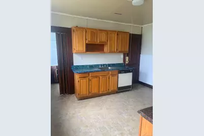 203 Wayne Street, Bridgeport, CT 06606 - Photo 9