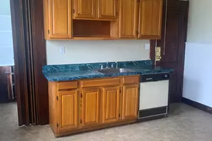 203 Wayne St, Bridgeport, CT 06606 - Photo 9