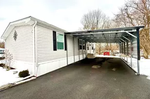 40 Matthews St, Bristol, CT 06010 - Photo 13