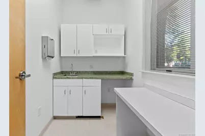 19 Woodland Street #14, Hartford, CT 06111 - Photo 13