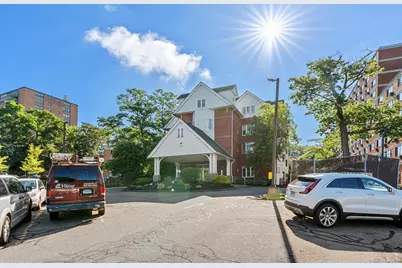 19 Woodland Street #14, Hartford, CT 06111 - Photo 5