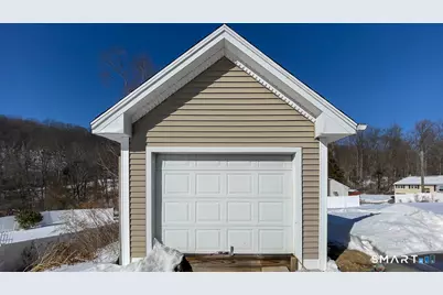 205 West Road, Beacon Falls, CT 06403 - Photo 31