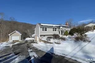 205 W Rd, Beacon Falls, CT 06403 - Photo 33