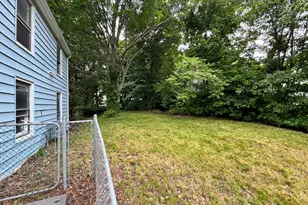 81 Springdale Ave, Meriden, CT 06451 - Photo 15