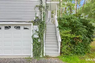 815 S Pine Creek Rd, Fairfield, CT 06824 - Photo 3