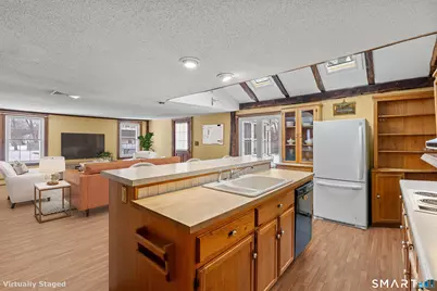 392 Boston Neck Road, Suffield, CT 06078 - Photo 9