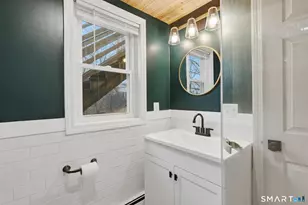 4 Rosewood Ct, Naugatuck, CT 06770 - Photo 27