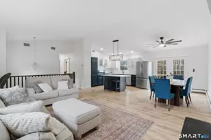 4 Rosewood Ct, Naugatuck, CT 06770 - Photo 3