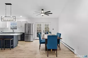 4 Rosewood Ct, Naugatuck, CT 06770 - Photo 7