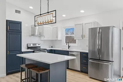 4 Rosewood Court, Naugatuck, CT 06770 - Photo 11