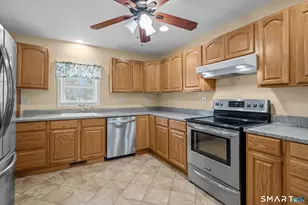 30 Ruth St, Norwich, CT 06360 - Photo 17