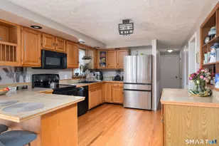 77 Charlotte Dr, Plainfield, CT 06374 - Photo 7