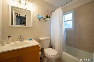 24 Home Ct, Stamford, CT 06902 - Photo 9