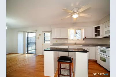 19 Hampton Park #19, Branford, CT 06405 - Photo 11