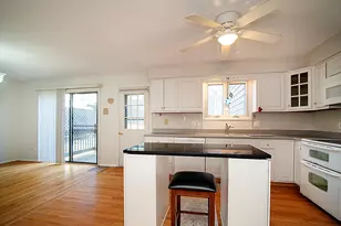 19 Hampton Park, Branford, CT 06405 - Photo 11