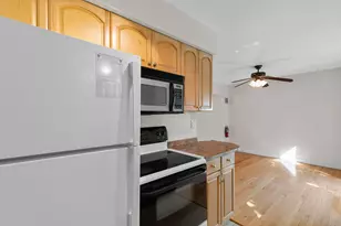 58 Edgewood Ave, New Haven, CT 06518 - Photo 13