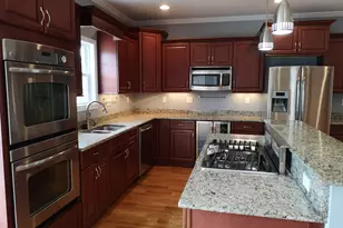 130 Merwin Ave, Milford, CT 06460 - Photo 3