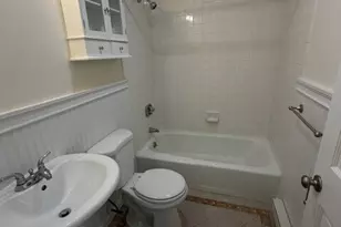 8 Oakwood Ave, Norwalk, CT 06850 - Photo 7